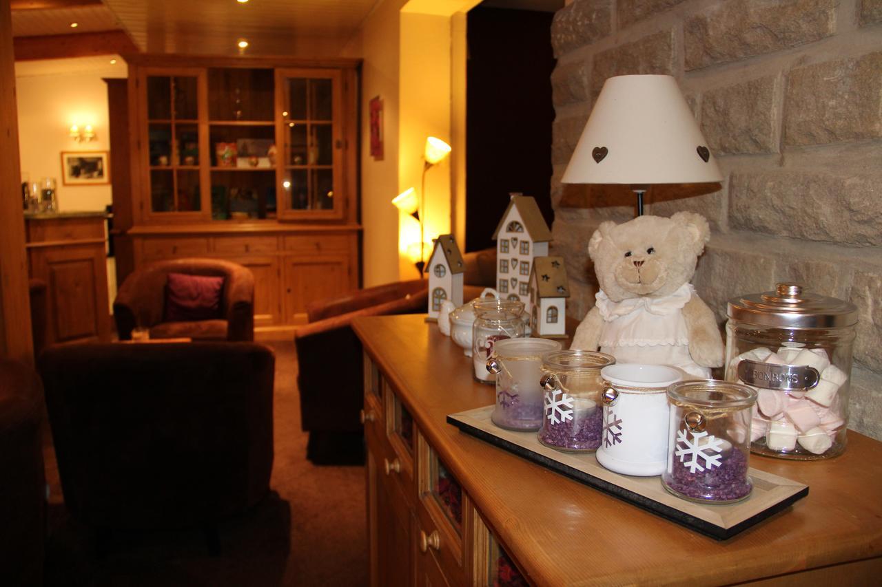 Hotel Les Alpages Bonlieu Esterno foto